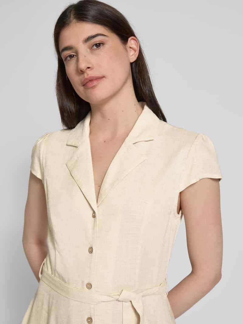 Apricot Overhemdjurk van een mix van viscose en linnen met strikceintuur