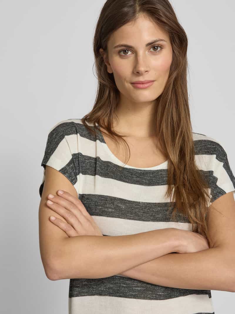 Vero Moda Relaxed fit T-shirt in viscosemix model 'WIDE STRIPE'