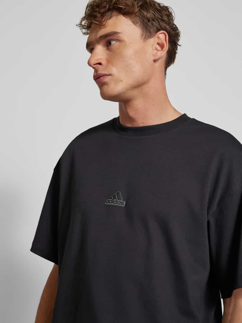 ADIDAS SPORTSWEAR T-shirt met labeldetail