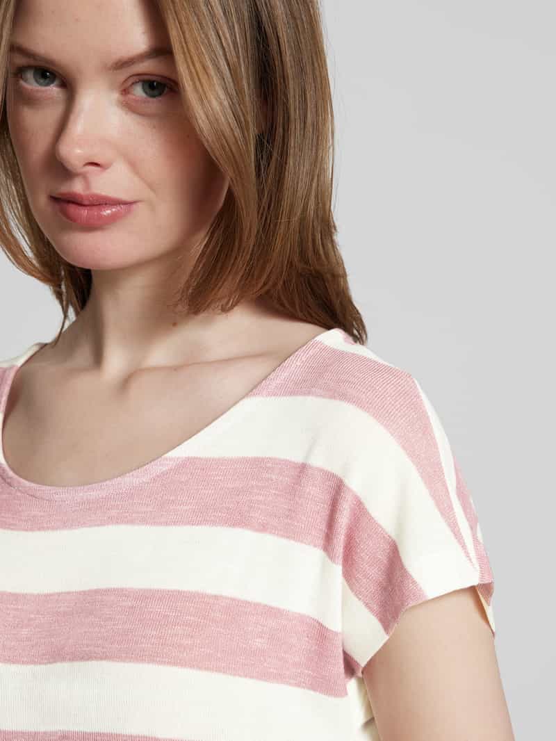 Vero Moda Relaxed fit T-shirt in viscosemix model 'WIDE STRIPE'