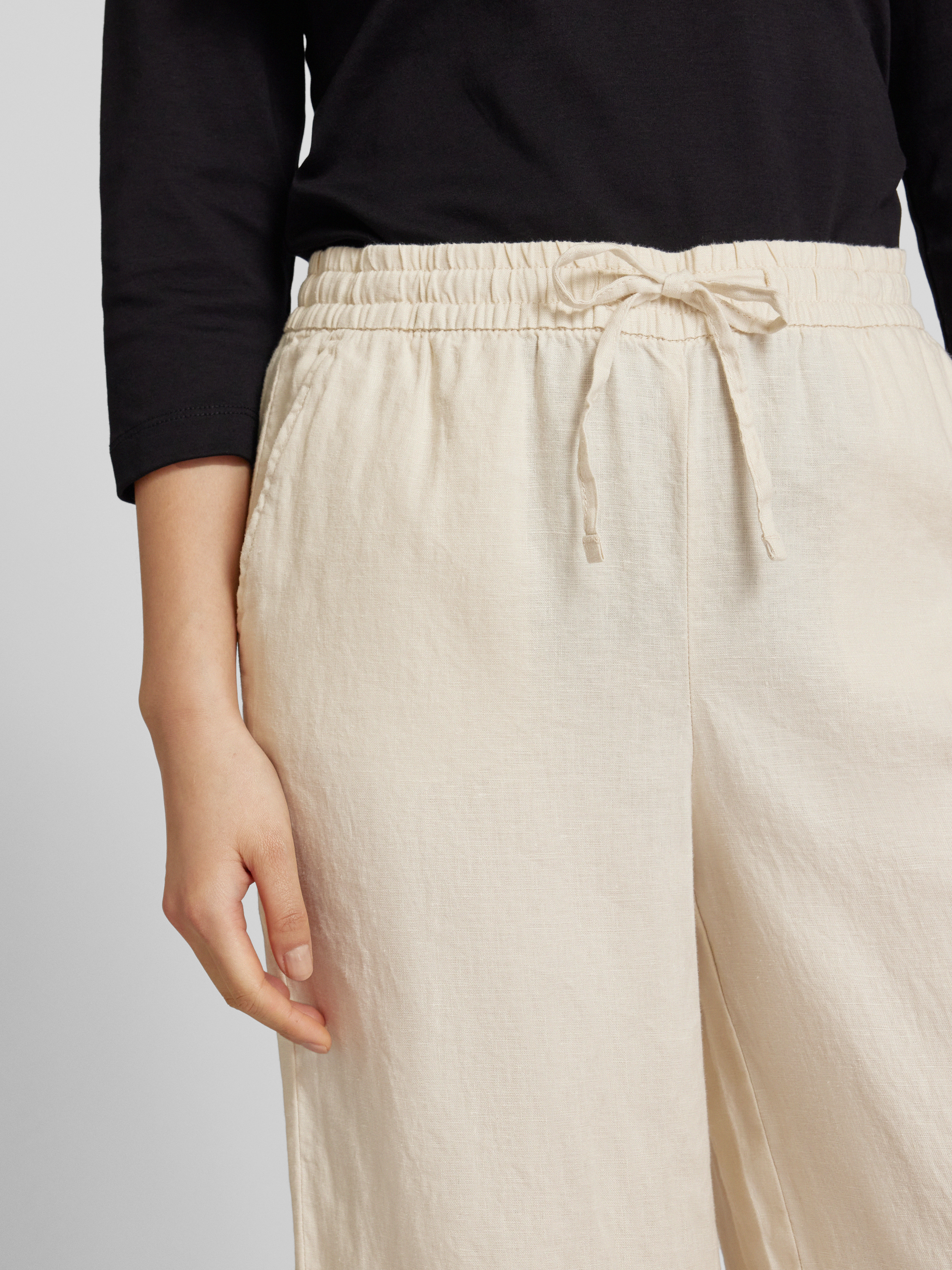 Christian Berg Woman Regular fit linnen broek met elastische band