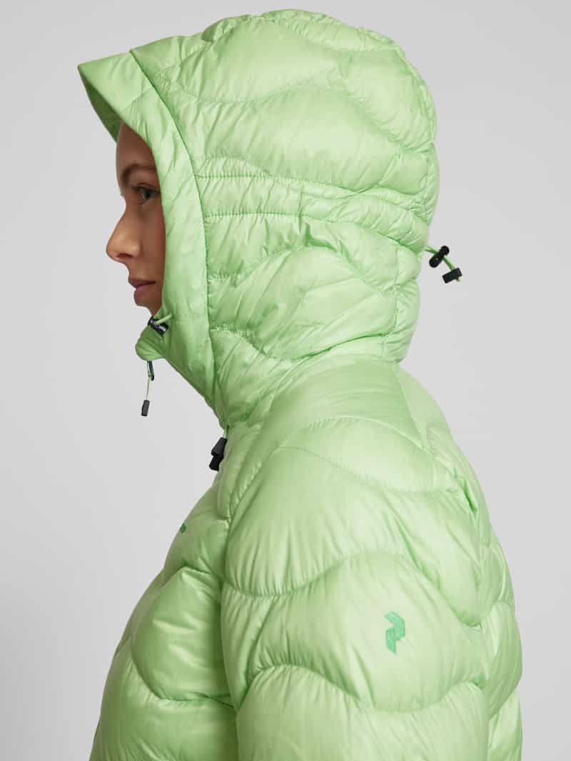 Peak Performance Gewatteerd jack met capuchon model 'Helium Down'