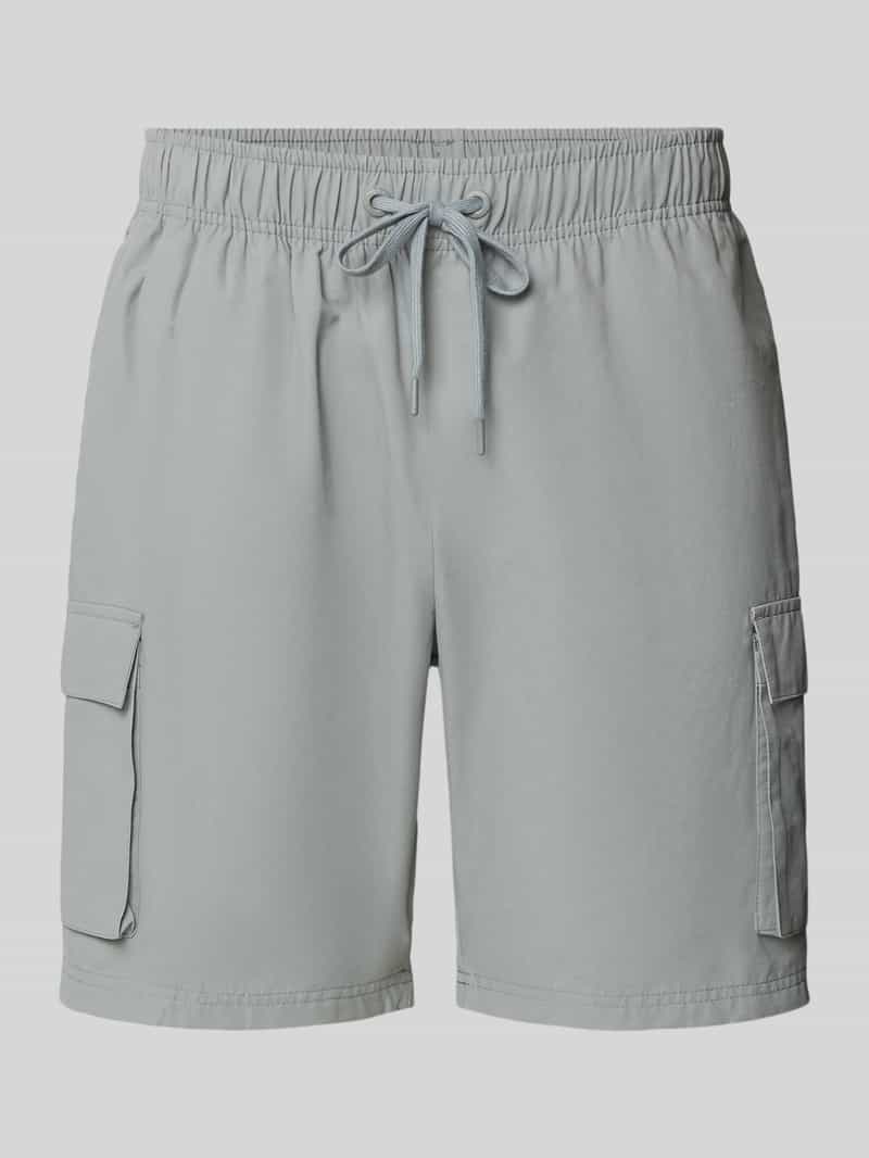 Ellesse Regular fit korte cargobroek met steekzakken model 'UMANI'