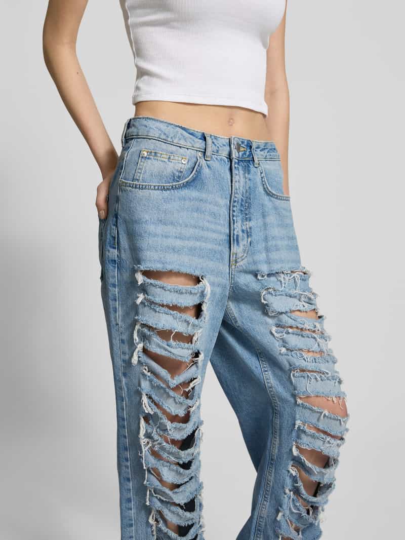 Review Straight leg jeans in destroyed-look