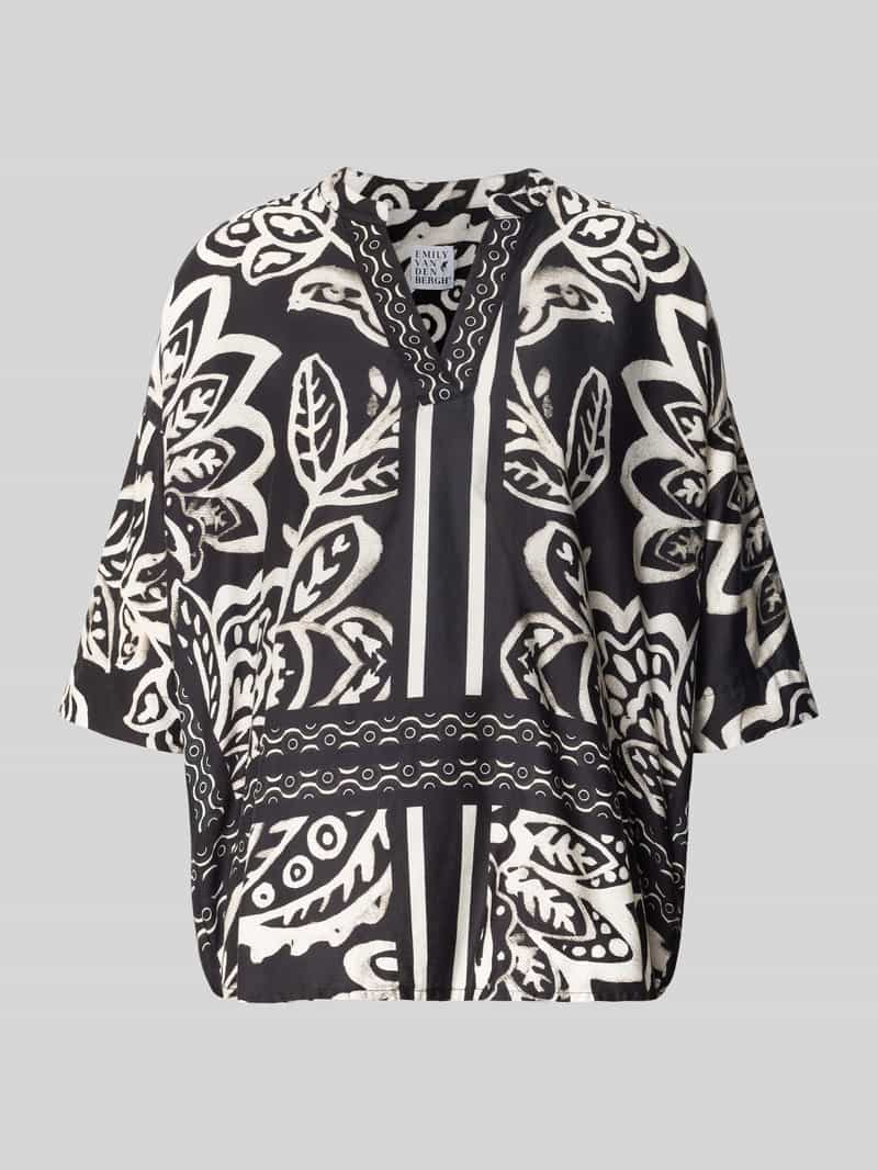 Blouseshirt met V-hals