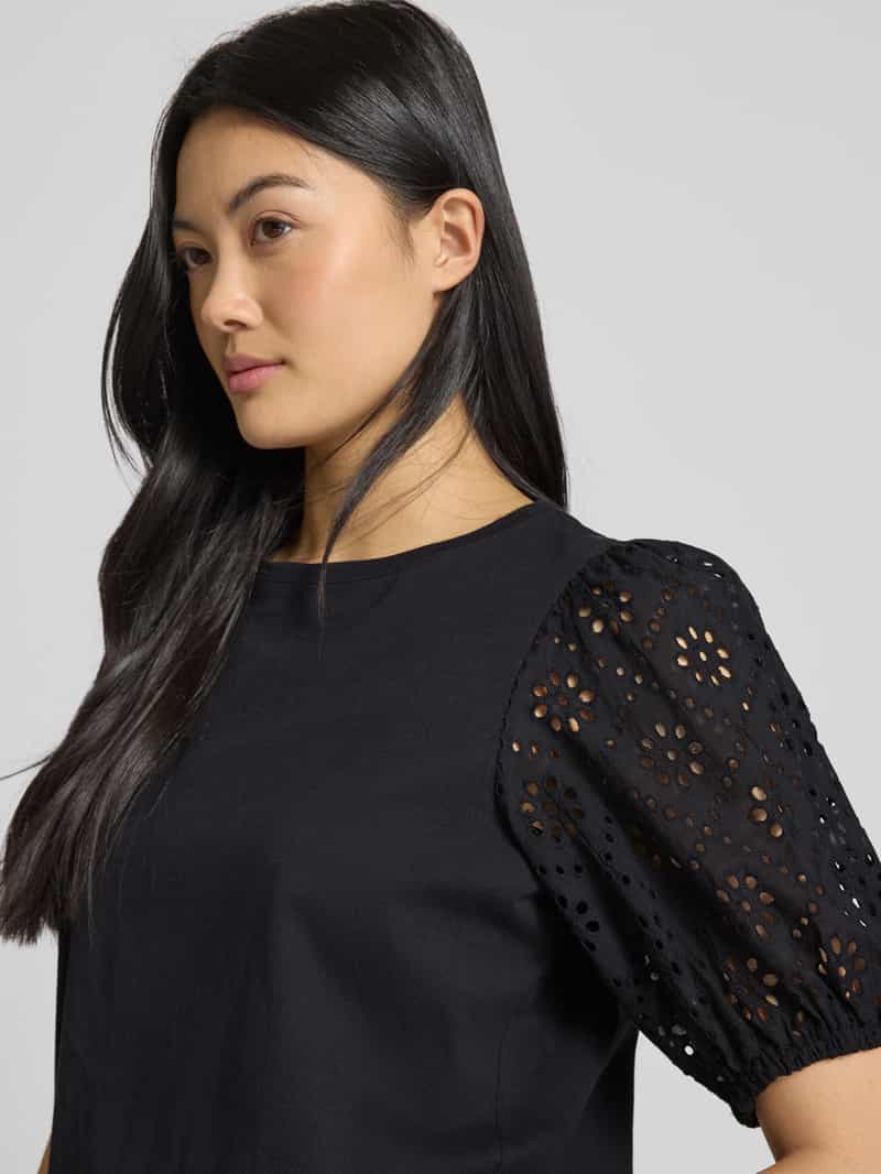 b.Young T-shirt met 1 2-mouwen