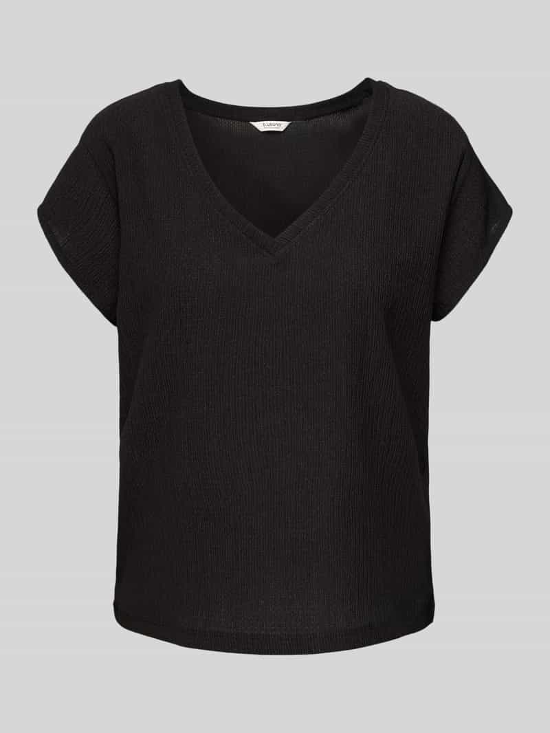 b.Young Blousetop met V-hals model 'Rosa'
