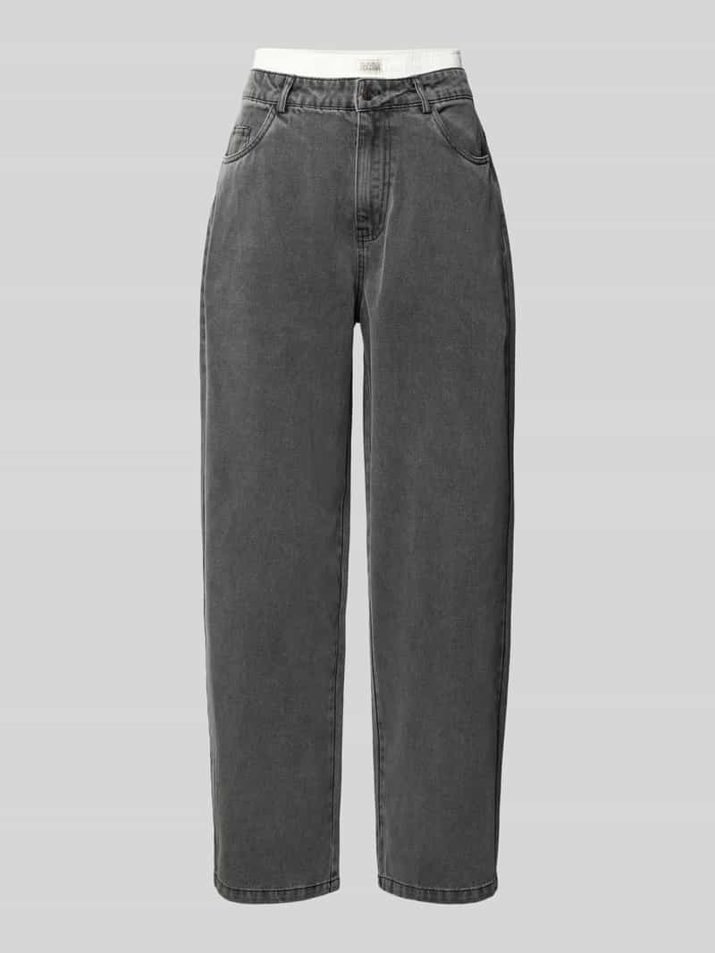relaxed fit jeans in boxershort-look