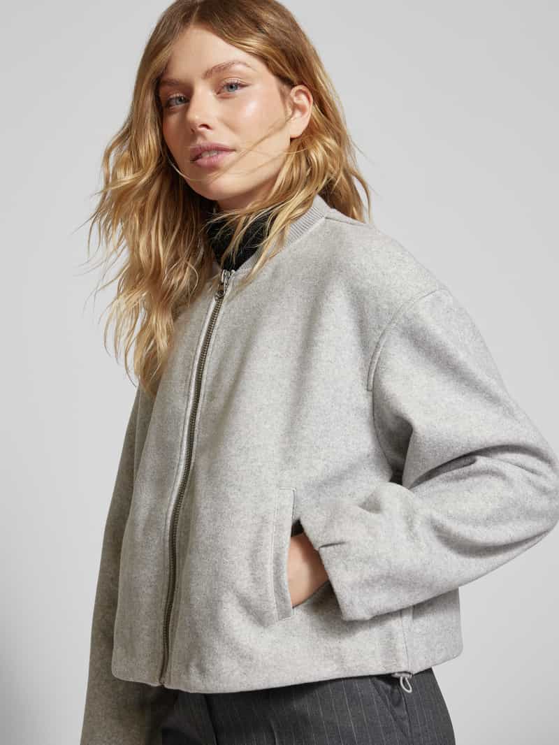 WITHBLACK Jack met licht verbrede schouders