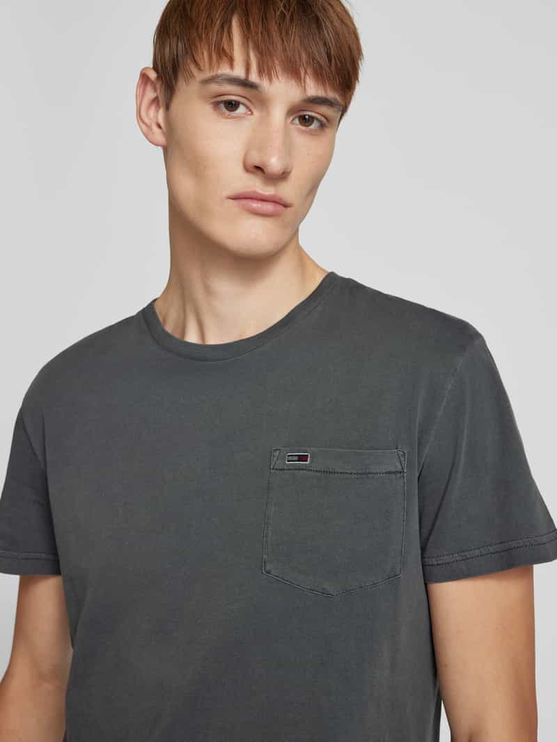 Tommy Jeans Regular fit T-shirt van katoen met borstzak