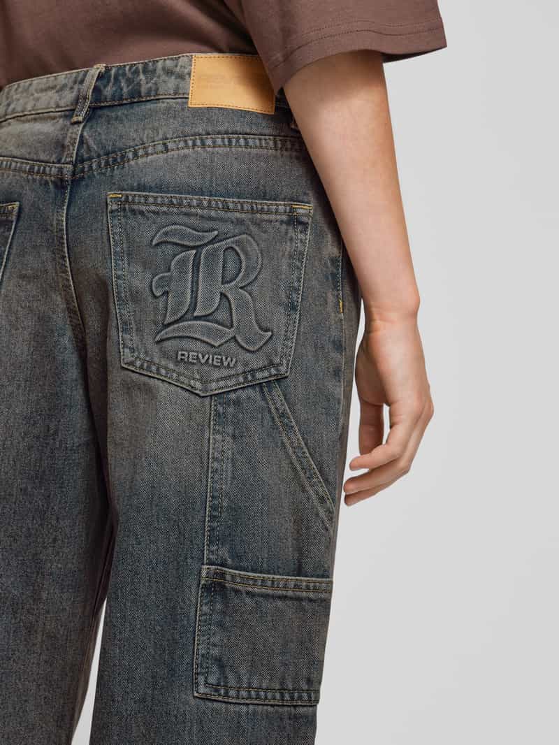Review Essentials straight jeans