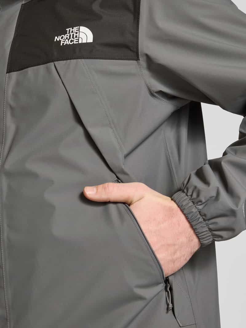 The North Face Windbreaker met labelprint model 'ANTORA'
