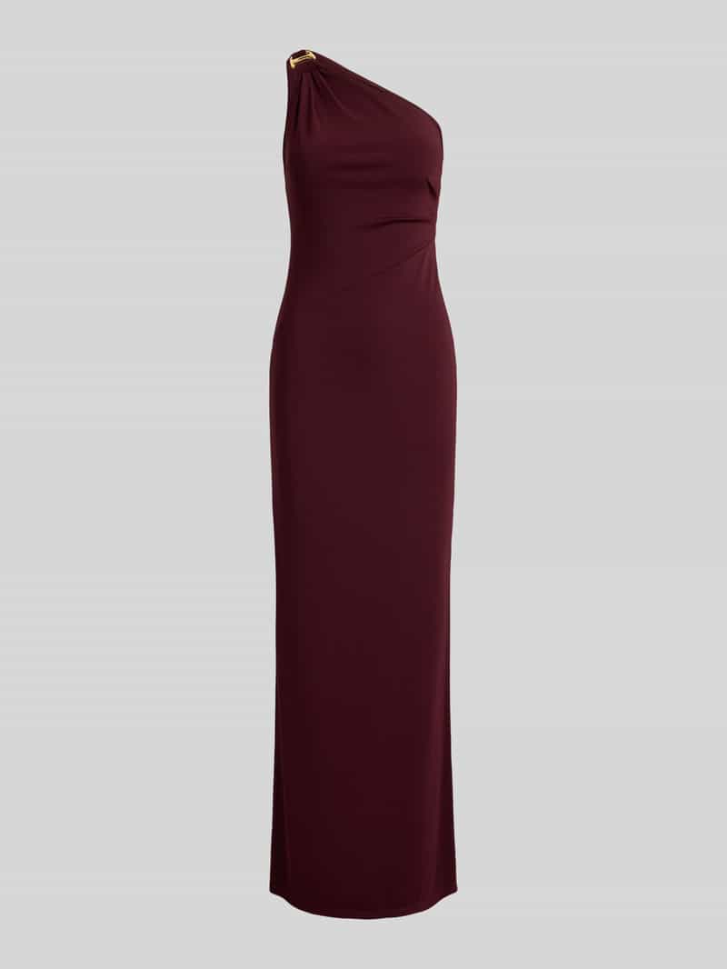 Nauwsluitende avondjurk met one-shoulder