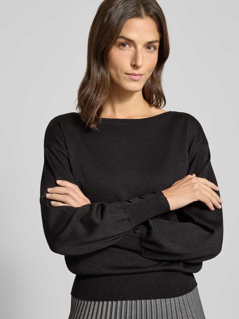 b.Young Gebreide pullover met sierknopen model 'MOBBE'