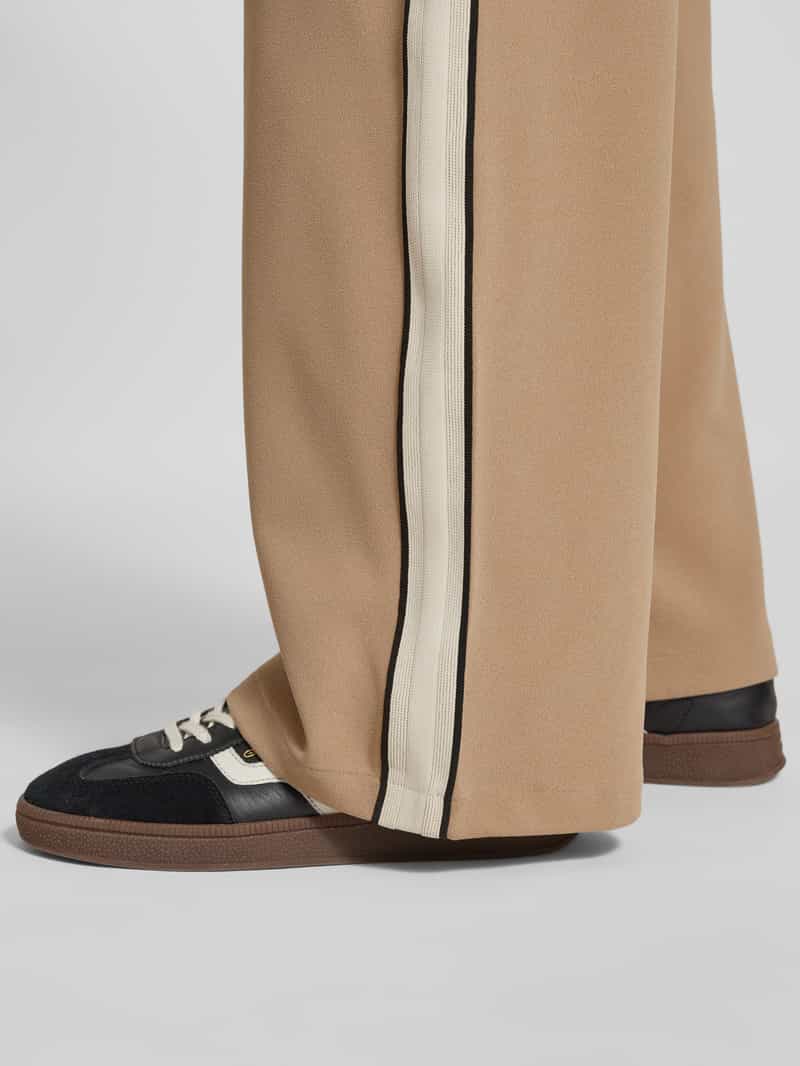 Vero Moda Wide leg sweatpants met contraststrepen model 'BERLIN'