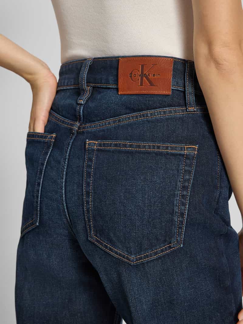 Calvin Klein Jeans High rise straight fit jeans met labeldetail