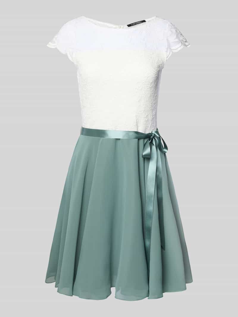 Swing Knielange cocktailjurk met ronde hals
