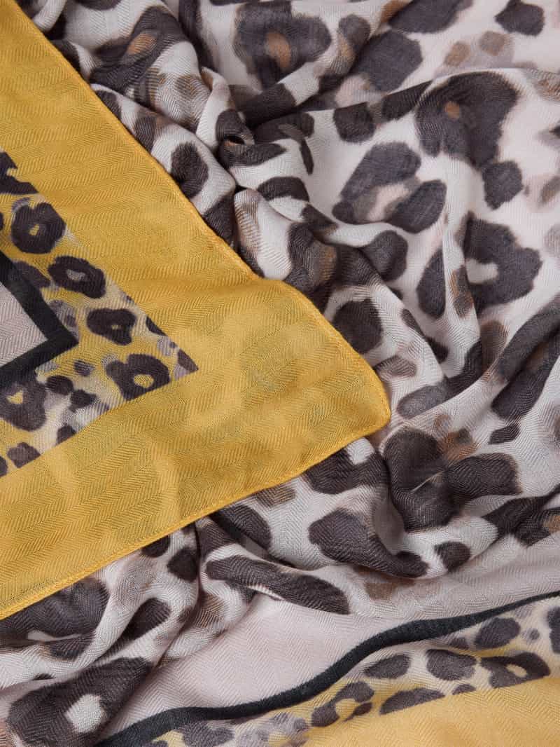 Betty Barclay Sjaal van pure viscose