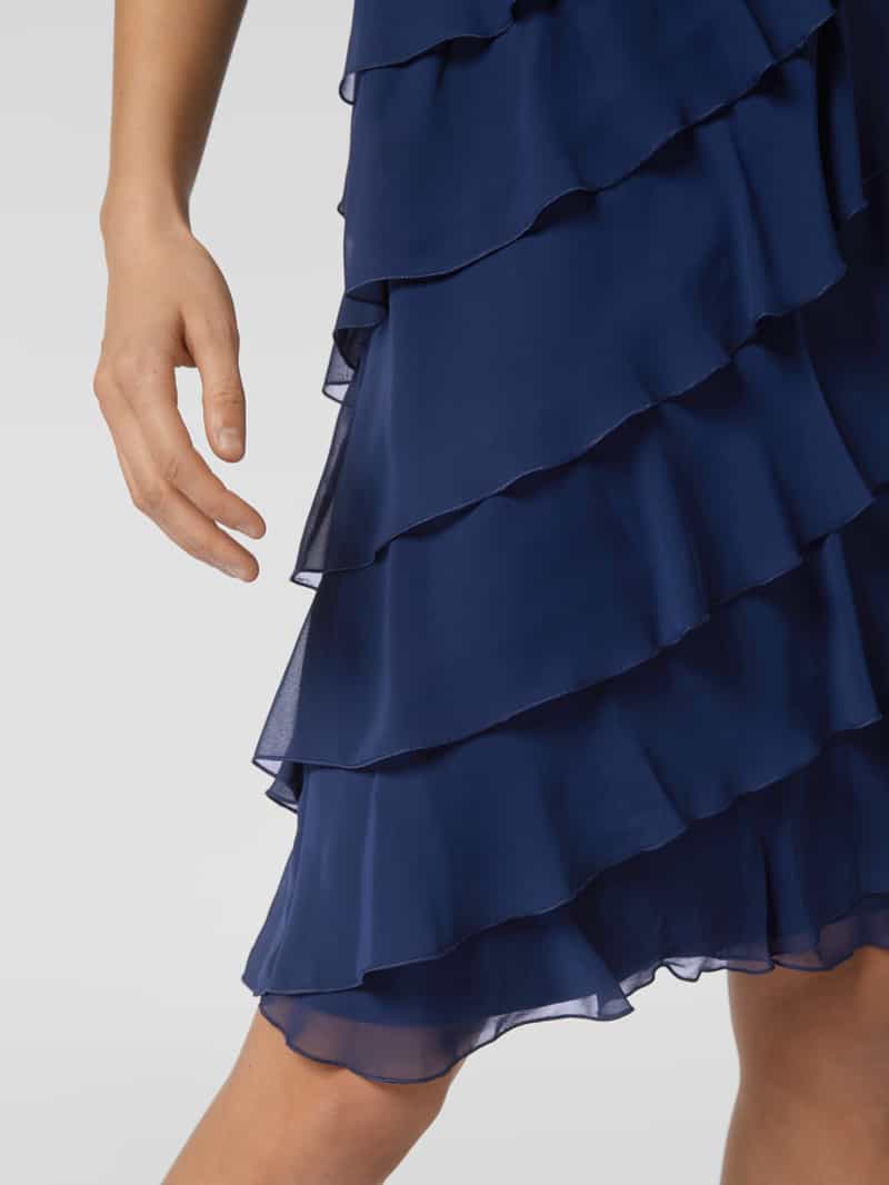 Swing Cocktailjurk van chiffon in laagjeslook