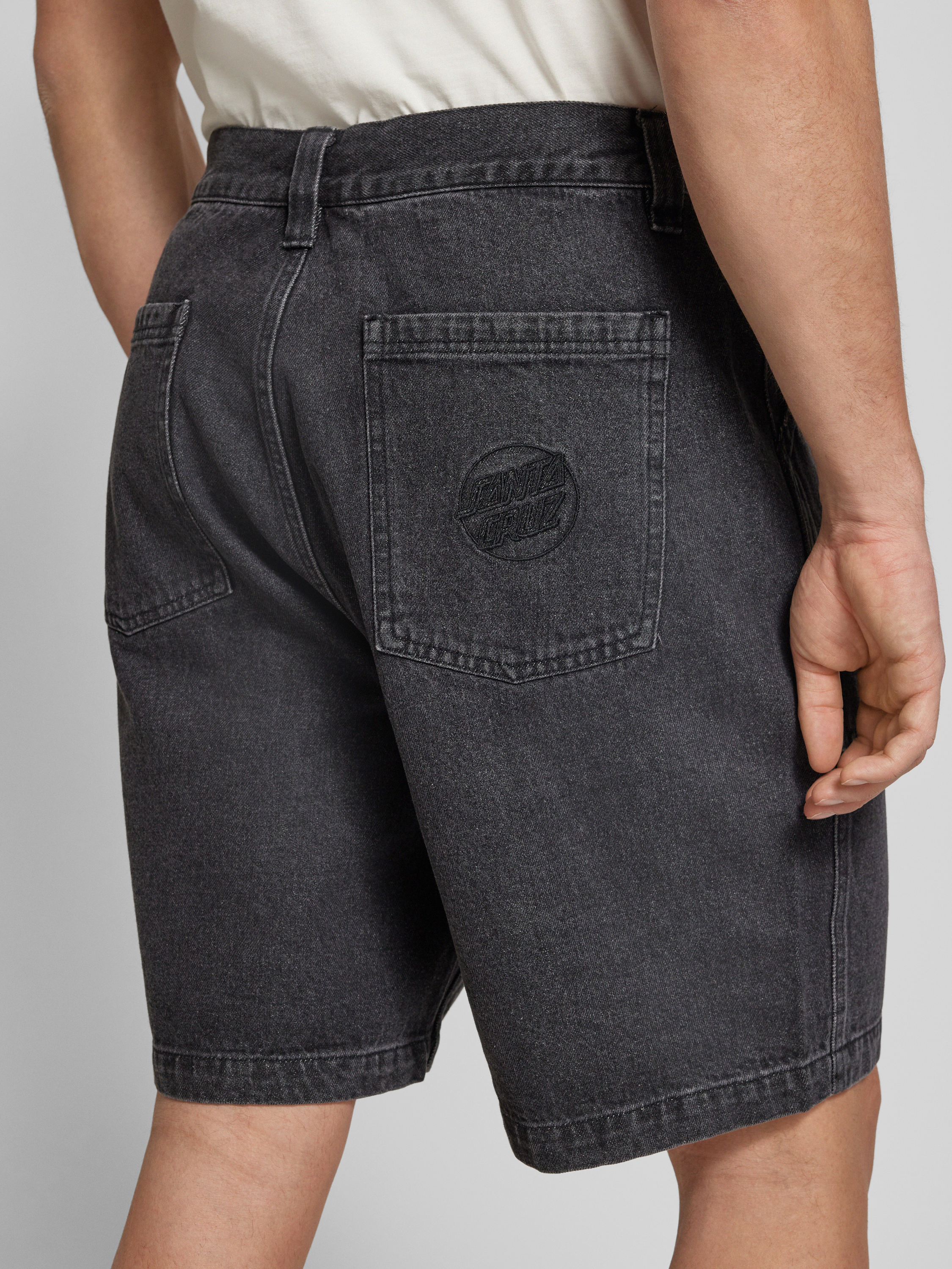 Santa Cruz Korte jeans met steekzakken