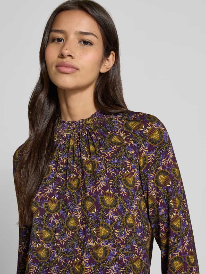 Christian Berg Woman Blouse van viscosemix met opstaande kraag