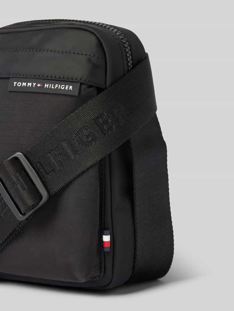 Tommy Hilfiger Schoudertas met labeldetails model 'TH ELEMENT'