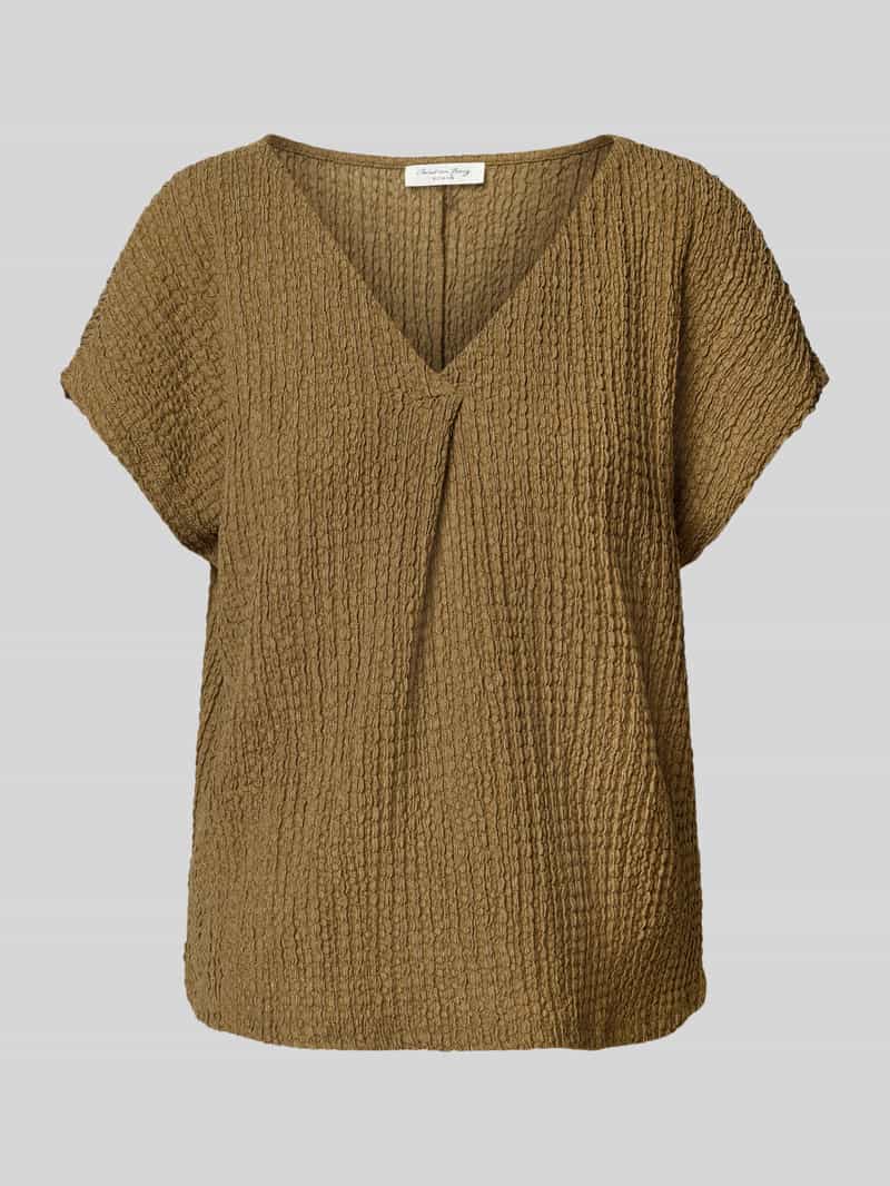 Christian Berg Woman Relaxed fit T-shirt met V-hals en sierplooi