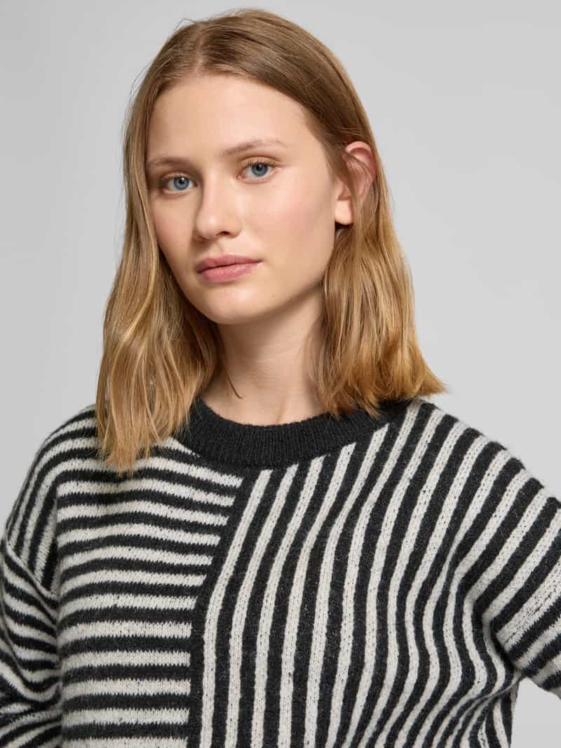 Vero Moda Regular fit gebreide pullover met streepmotief model 'URANUS'