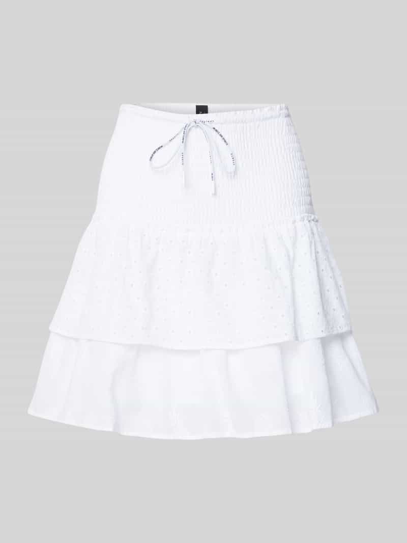 Marc Cain Minirok met broderie anglaise en volantzoom