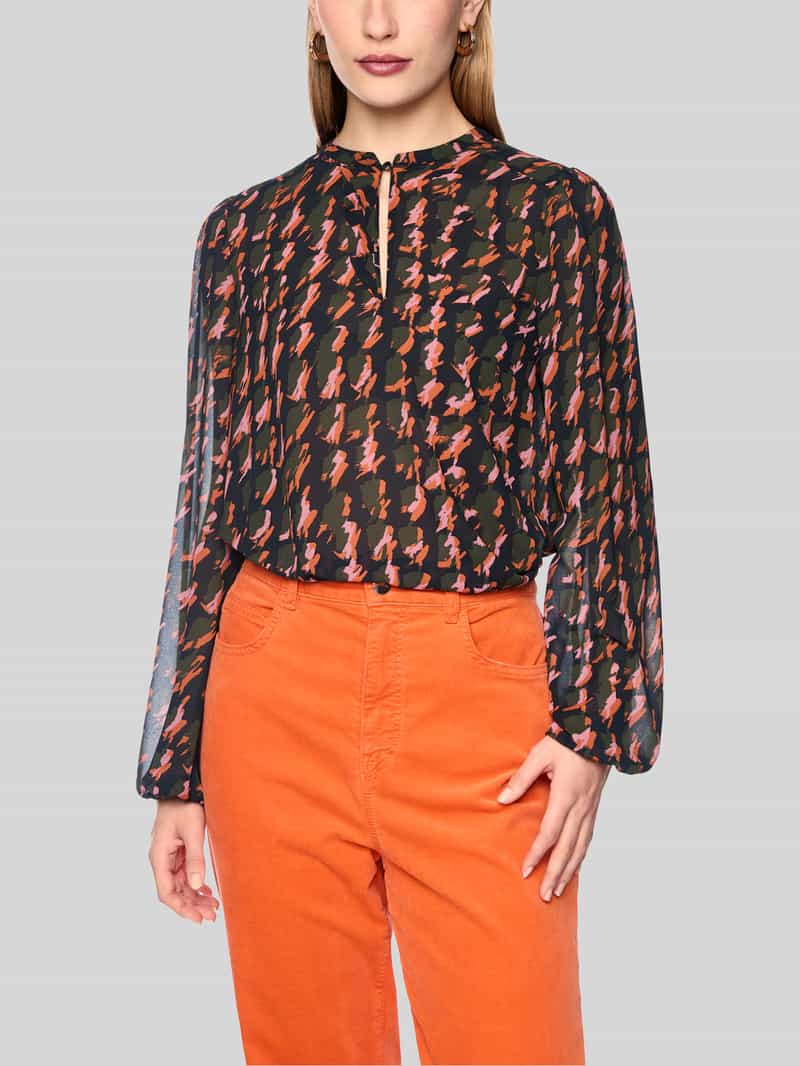 Marc Cain Regular fit blouse in all-over look met druppelvormige hals