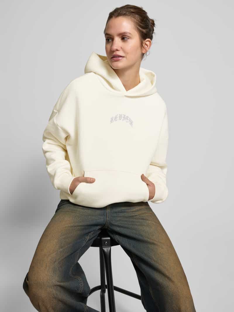 Review Hoodie met labelprint