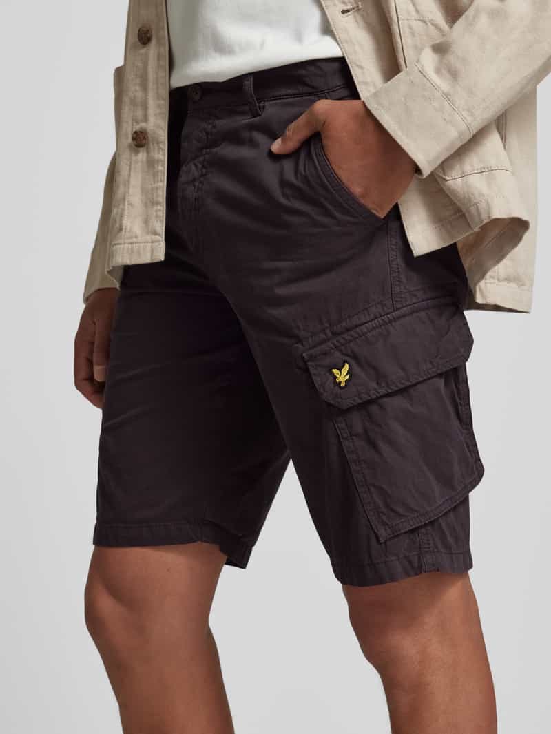 Lyle & Scott Regular fit korte cargobroek met logostitching model 'WEMBLEY'