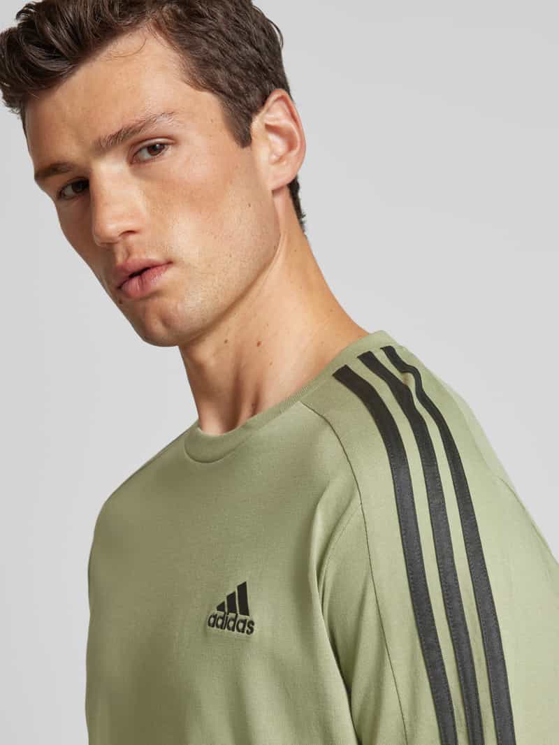 ADIDAS SPORTSWEAR T-shirt met contraststrepen