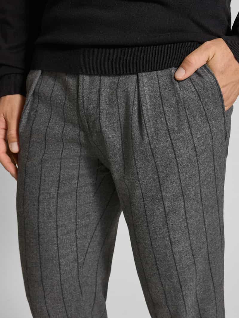 g1920 Stoffen broek van wolmix model 'Livio'
