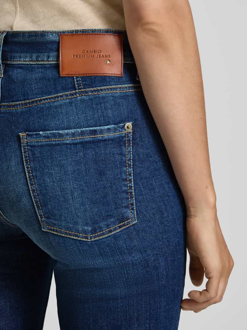 CAMBIO Mom fit jeans met paspelzakken model 'Pearlie'