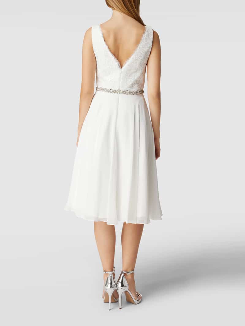 Bruidsjurk met gebloemd kant en siersteentjes Mascara