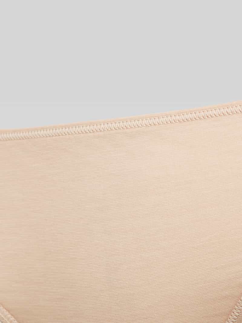 Hanro Slip met omzoomde boorden
