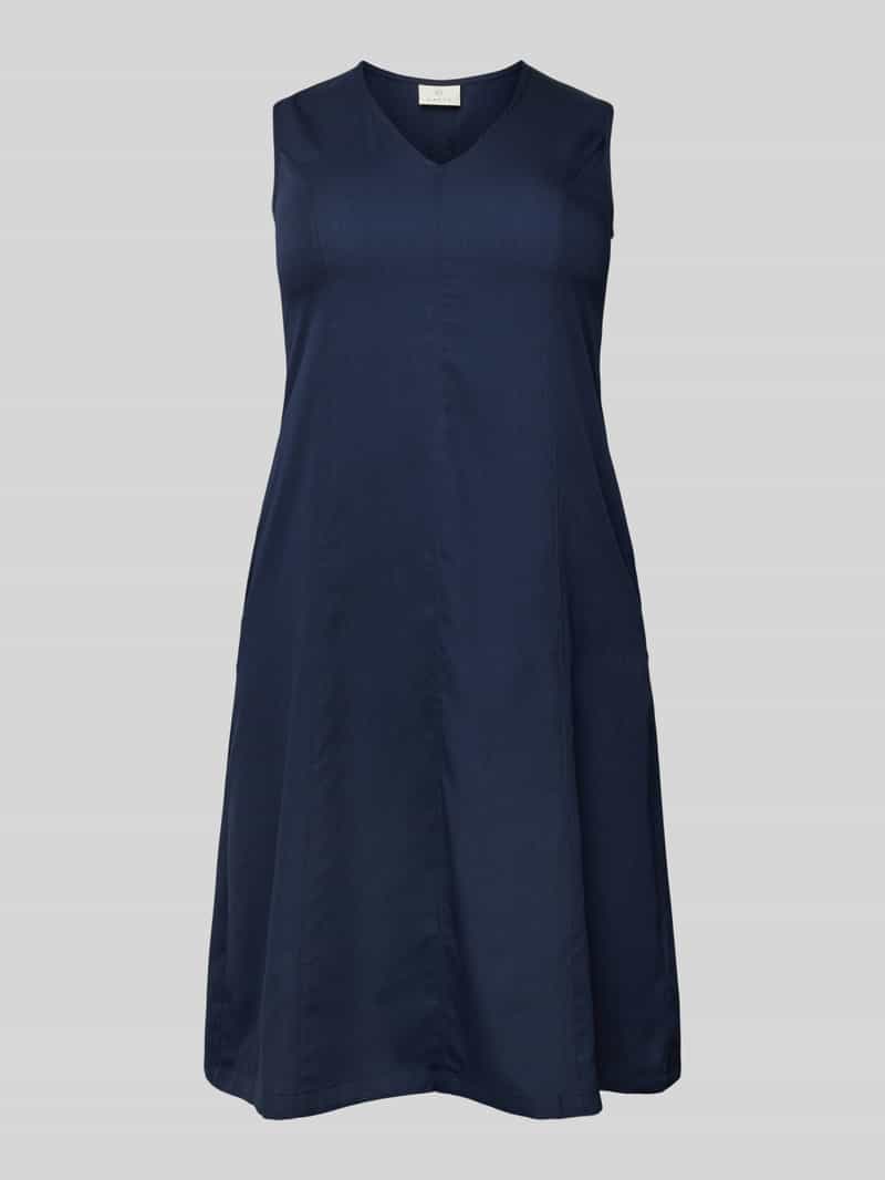 Kaffe Maxi-jurk met V-hals model 'Apernille'