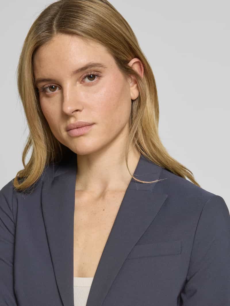 Betty Barclay Korte blazer met paspelzak op de borst