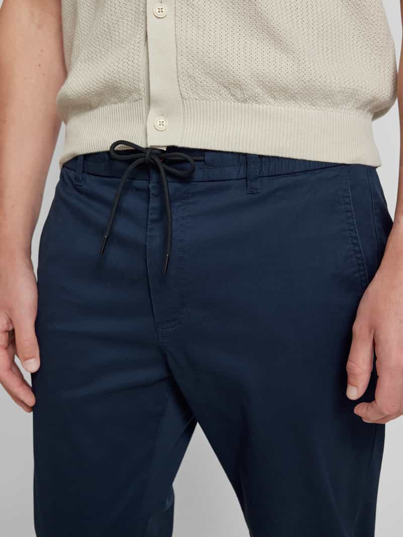 Boss Orange Tapered fit chino met achterzakken