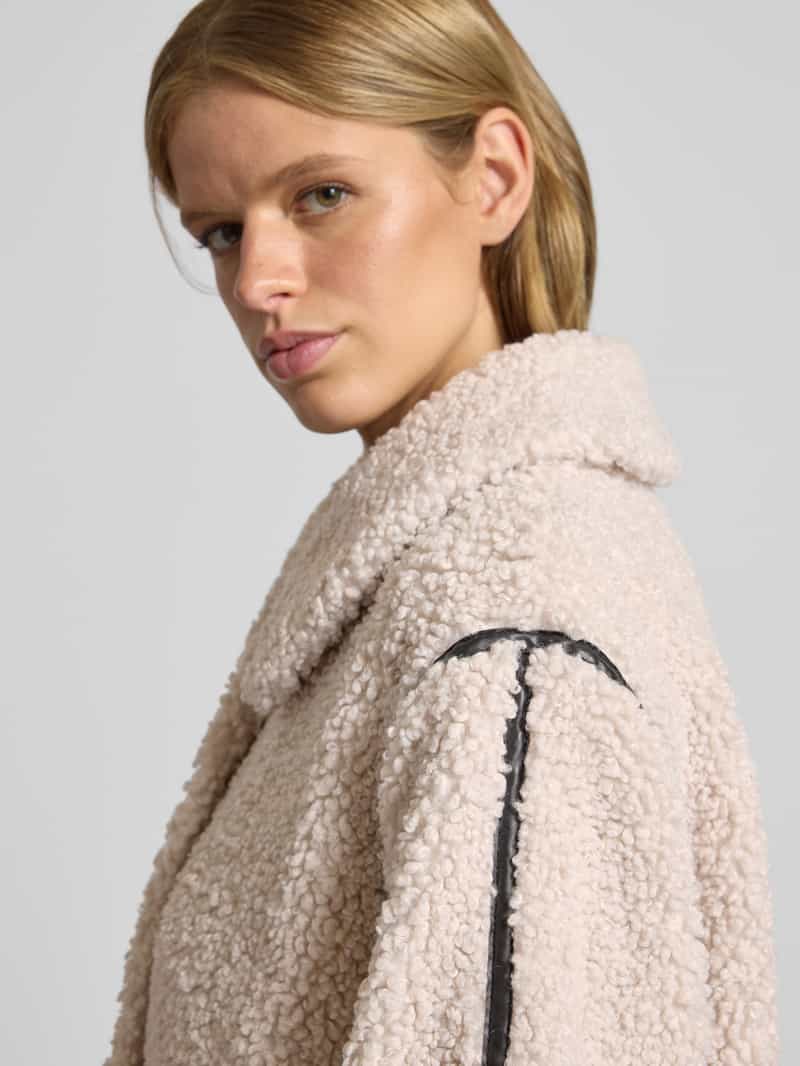 Only Regular fit lange jas van teddybont met contraststrepen model 'RUBI'