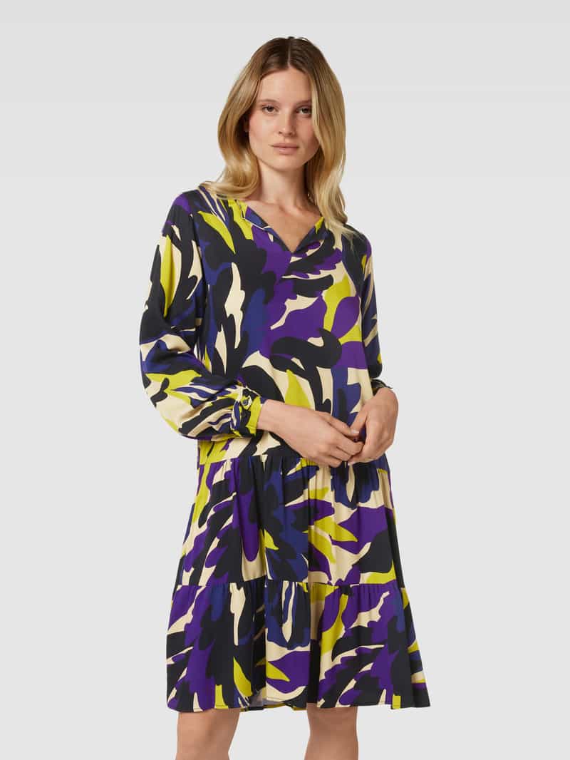 Knielange jurk van viscose met all-over motief Smith and Soul