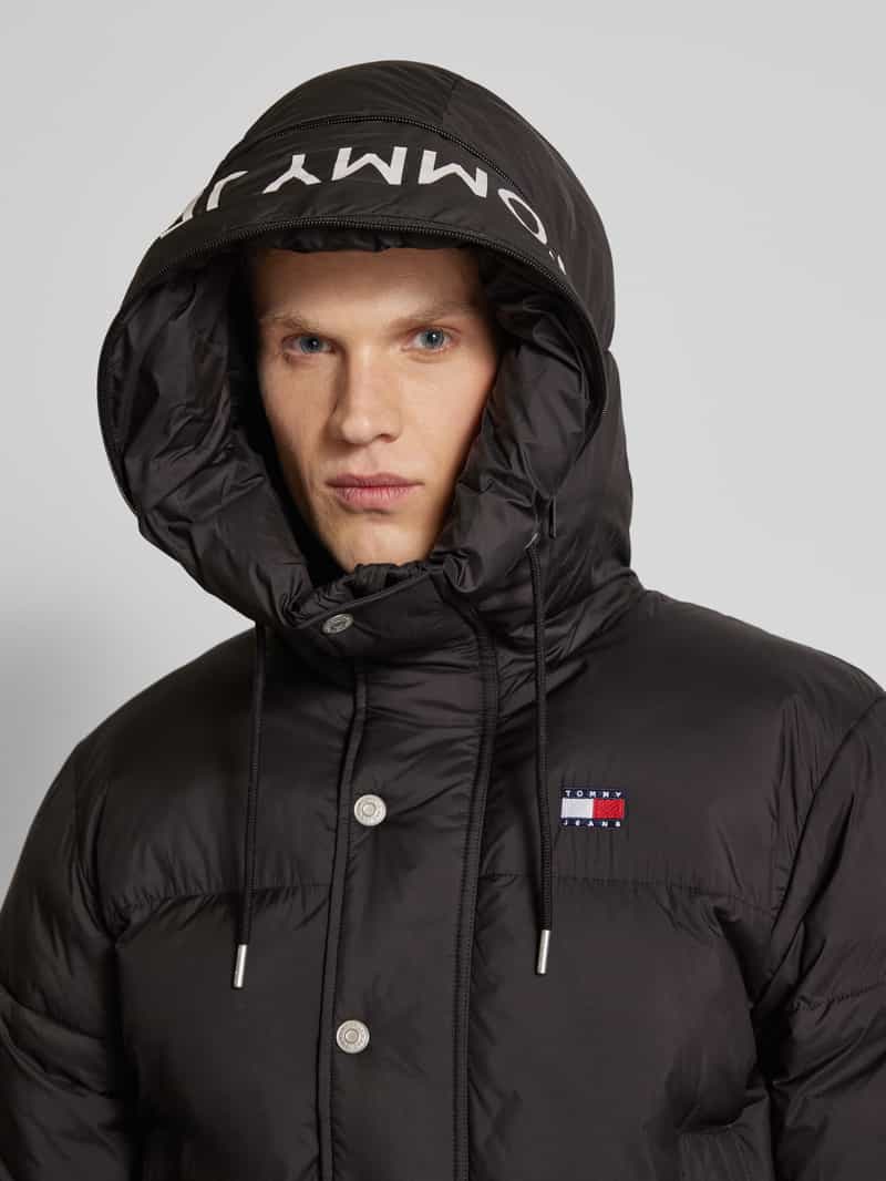 Tommy Jeans Gewatteerd jack met labeltitching en capuchon