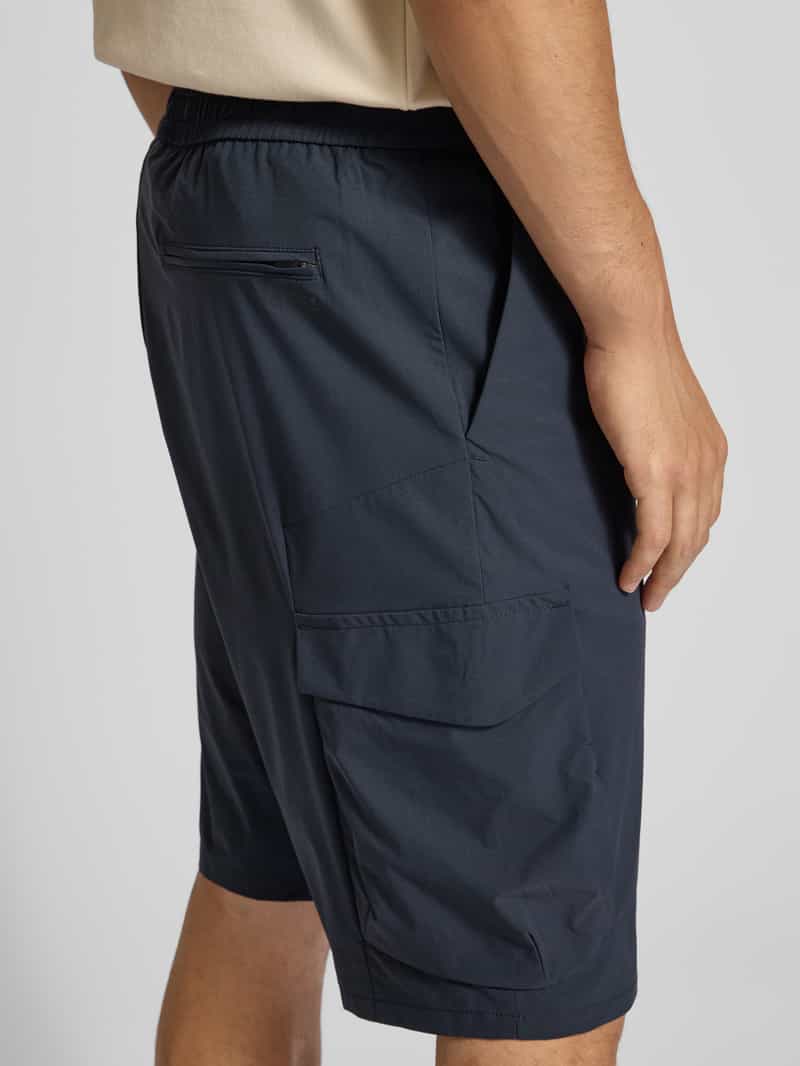 BOSS Green Tapered fit bermuda met cargozakken