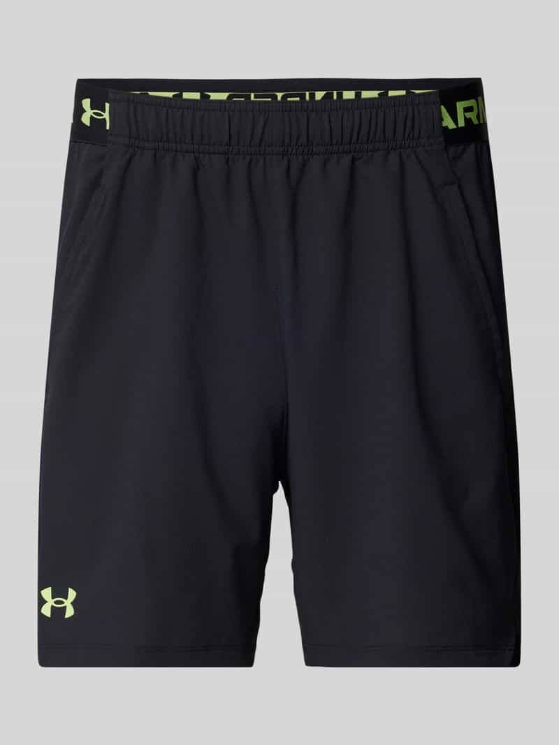 Under Armour Regular fit korte broek met elastische band met label