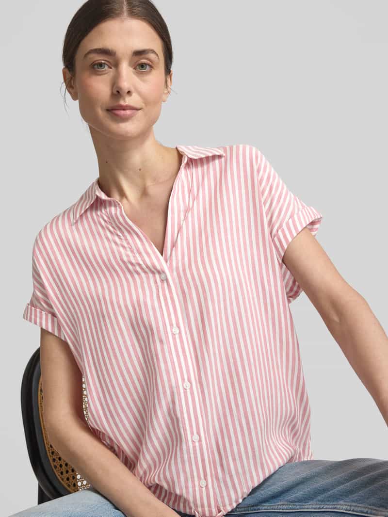 Tom Tailor Relaxed fit blouse met korte mouwen van puur viscose met V-hals