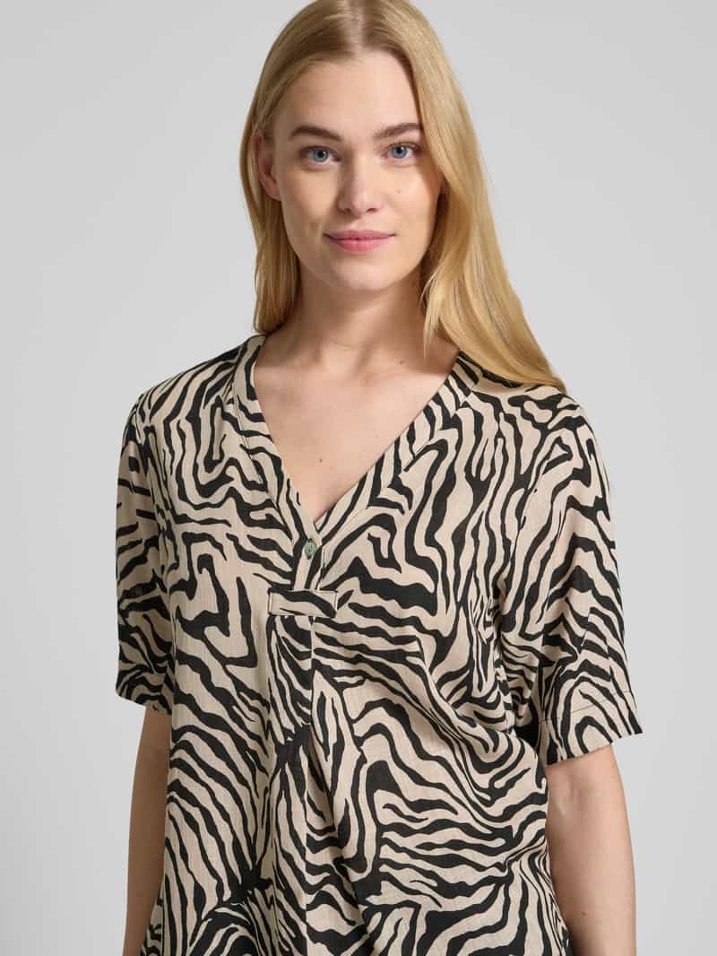 FREE QUENT Slim fit blouseshirt met V-hals model 'Larin'