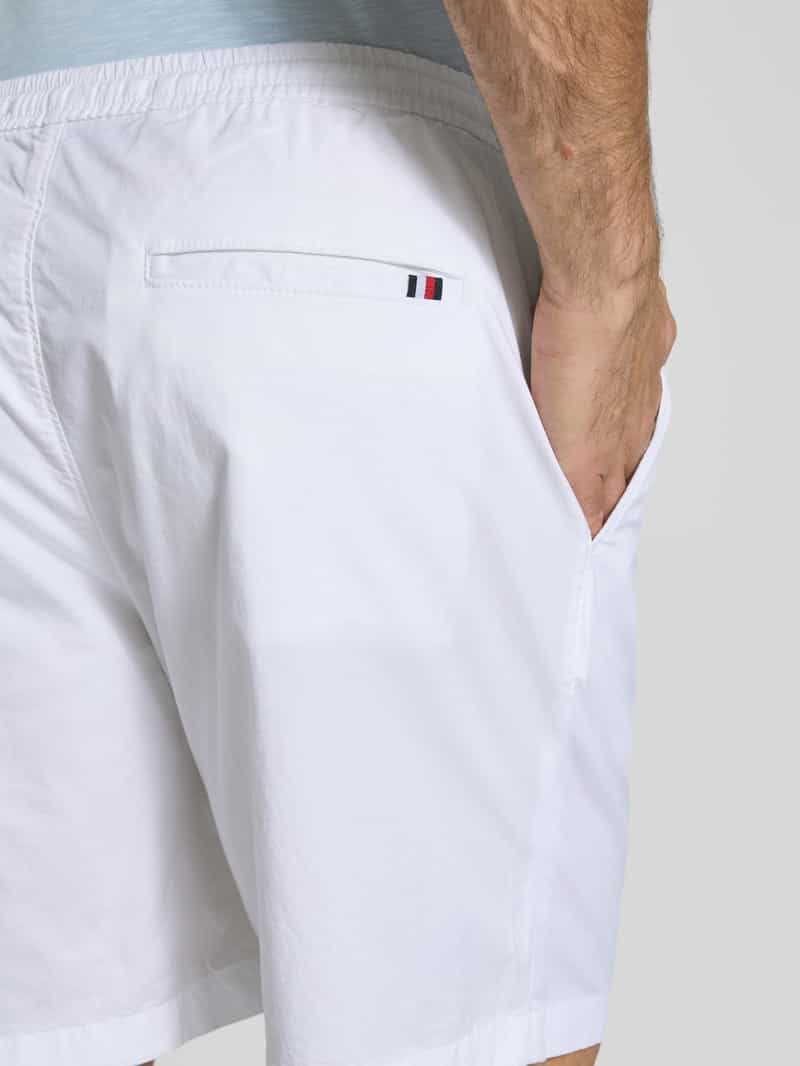 Tommy Hilfiger Regular fit korte broek van een mix van katoen en elastaan