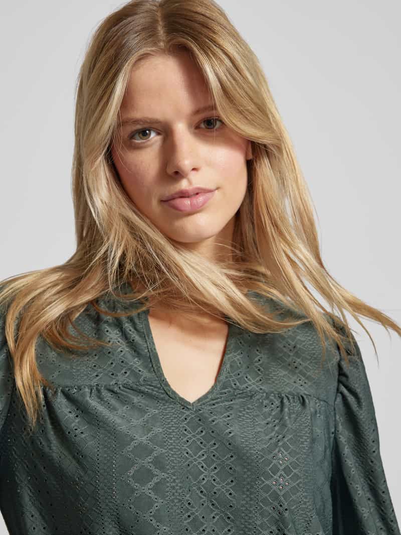 Only Blouse met ajourpatroon model 'SANDRA'