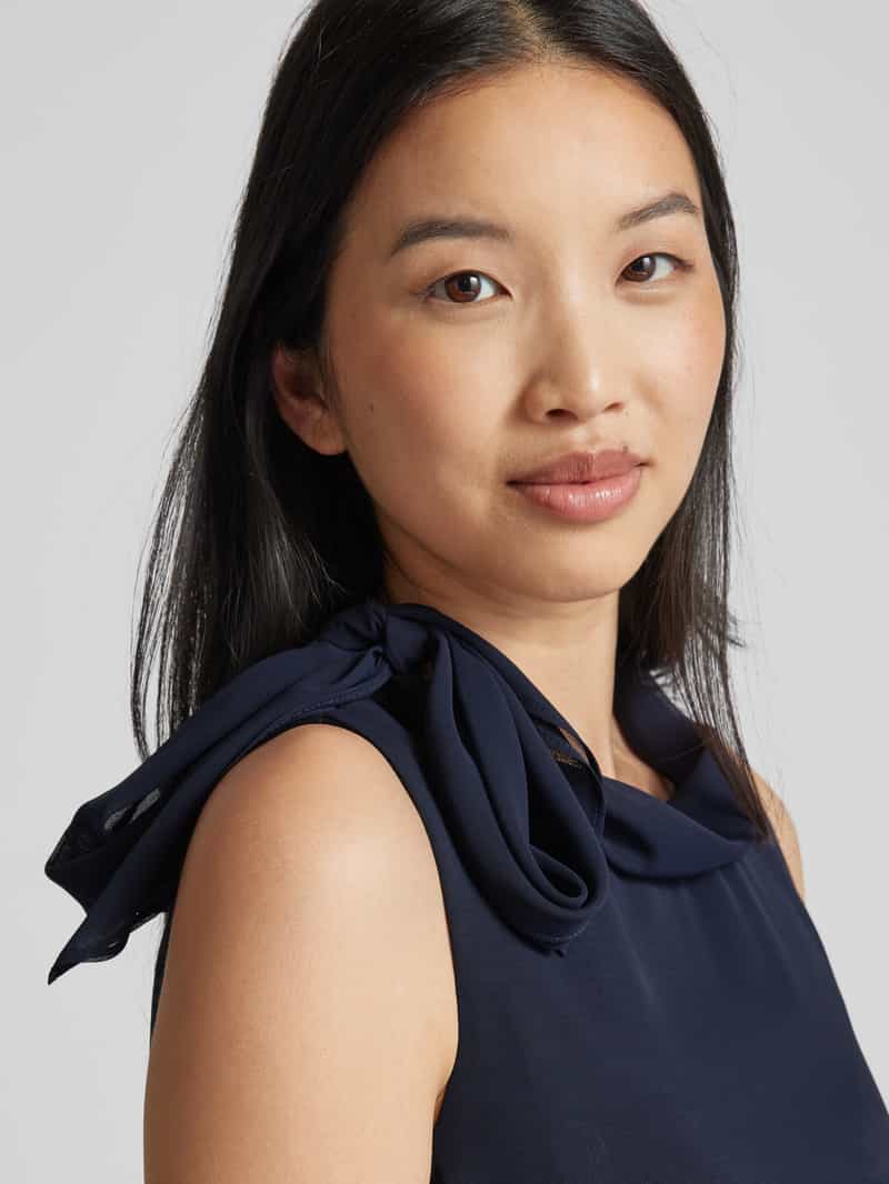 Vera Mont Knielange cocktailjurk met asymmetrische zoom